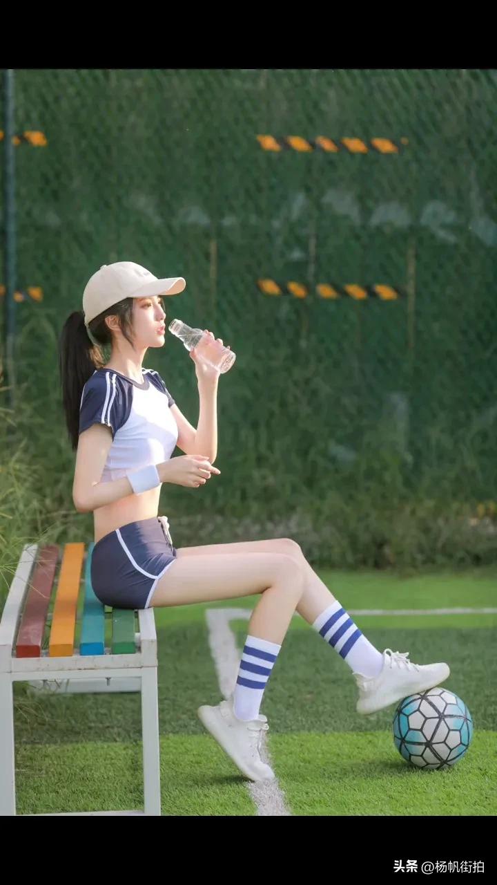 卡塔尔世界杯的出镜女孩,卡塔尔世界杯美女球迷金发镜头