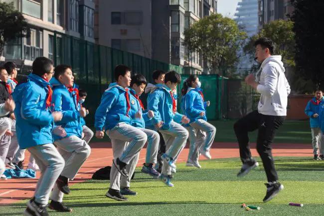 被体育耽误的体育老师,消失的体育老师