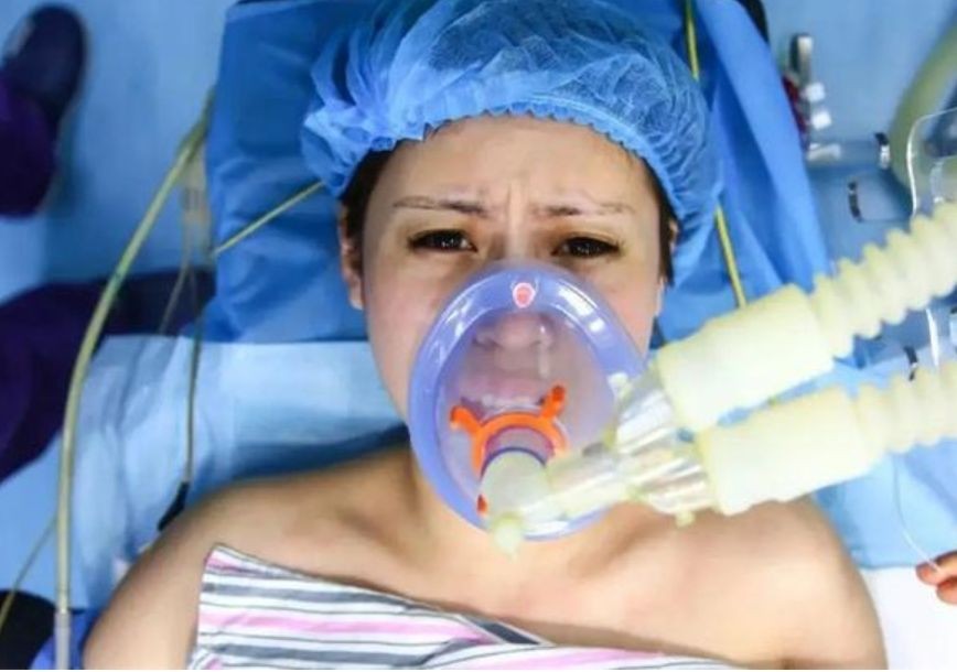 卖卵*市黑**盯准高颜值高学历女大学生，不麻醉，长针直接穿刺