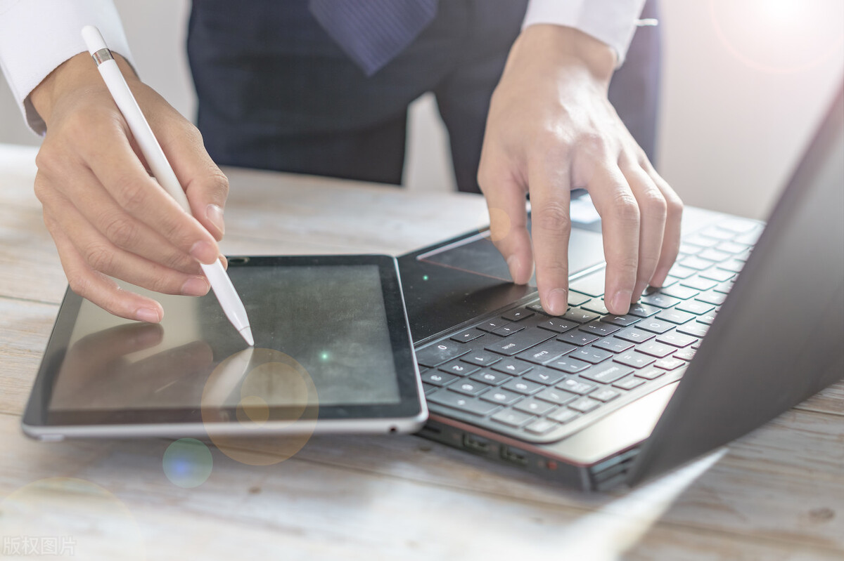 成绩单家长评语最简单,小学生成绩单家长评语怎样写