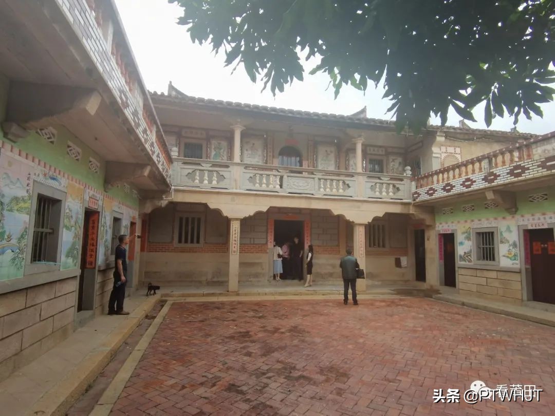 正荣地产有什么问题,正荣地产的标志