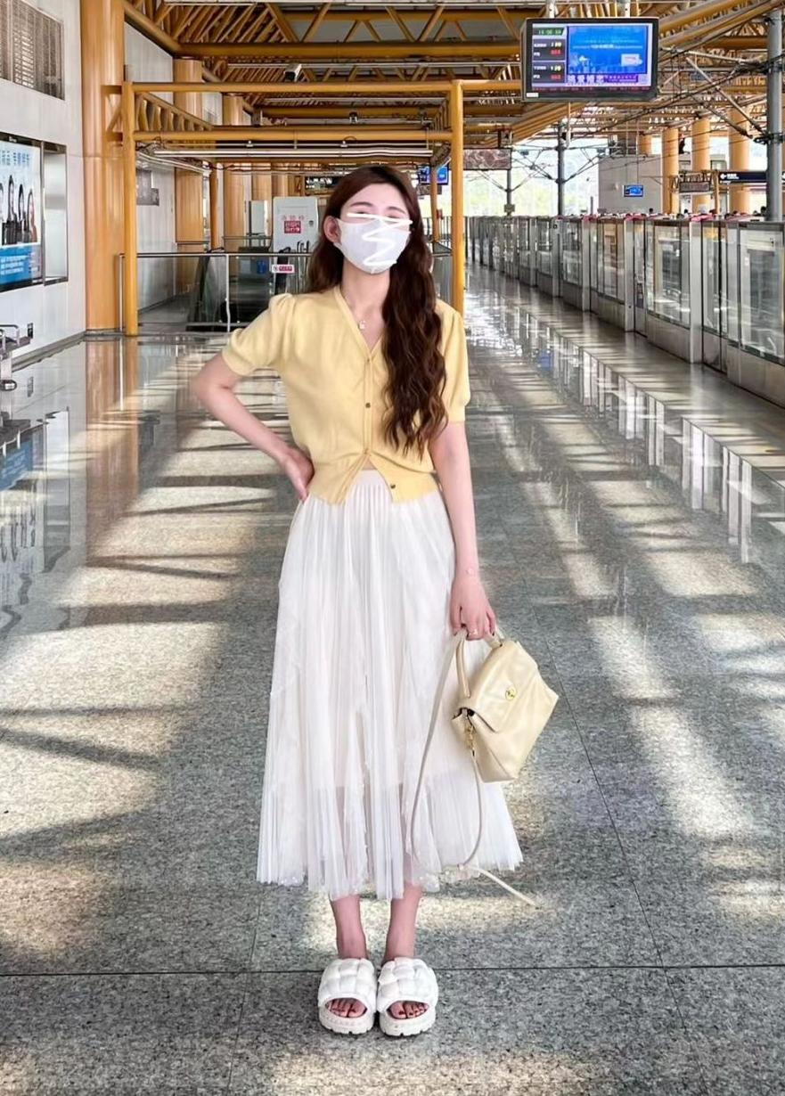 学生党穿搭秋季显瘦宽松酷140斤,又胖又矮的学生党夏日穿搭