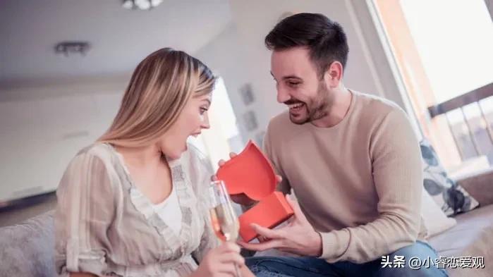 中年男士礼物排行榜实用,男生送女生礼物前十件排名