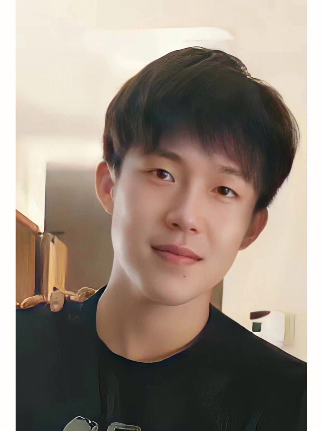 王楚钦以前谈恋爱照片,王楚钦新恋情是谁