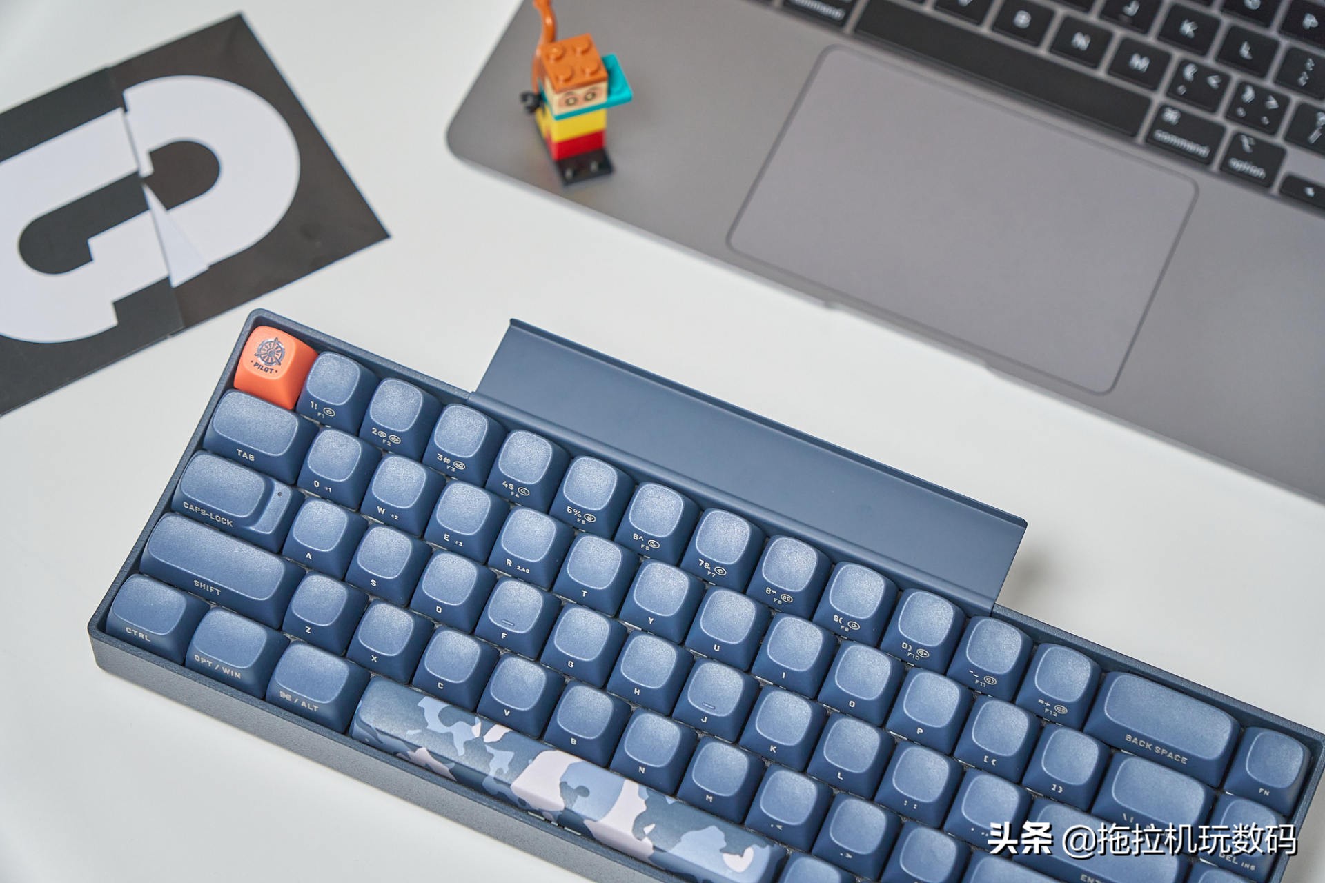 洛斐圆点键盘eh112s拆卸,颜值爆炸洛斐蓝牙机械键盘上手