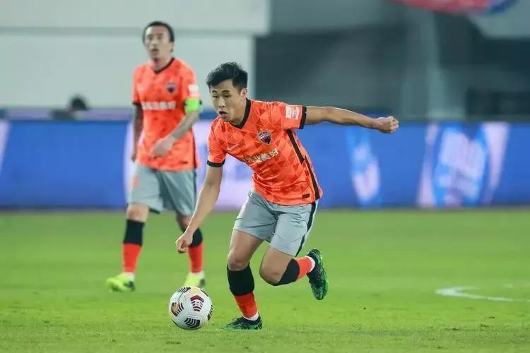 归化球员为何得不到重用,归化球员得不到重用