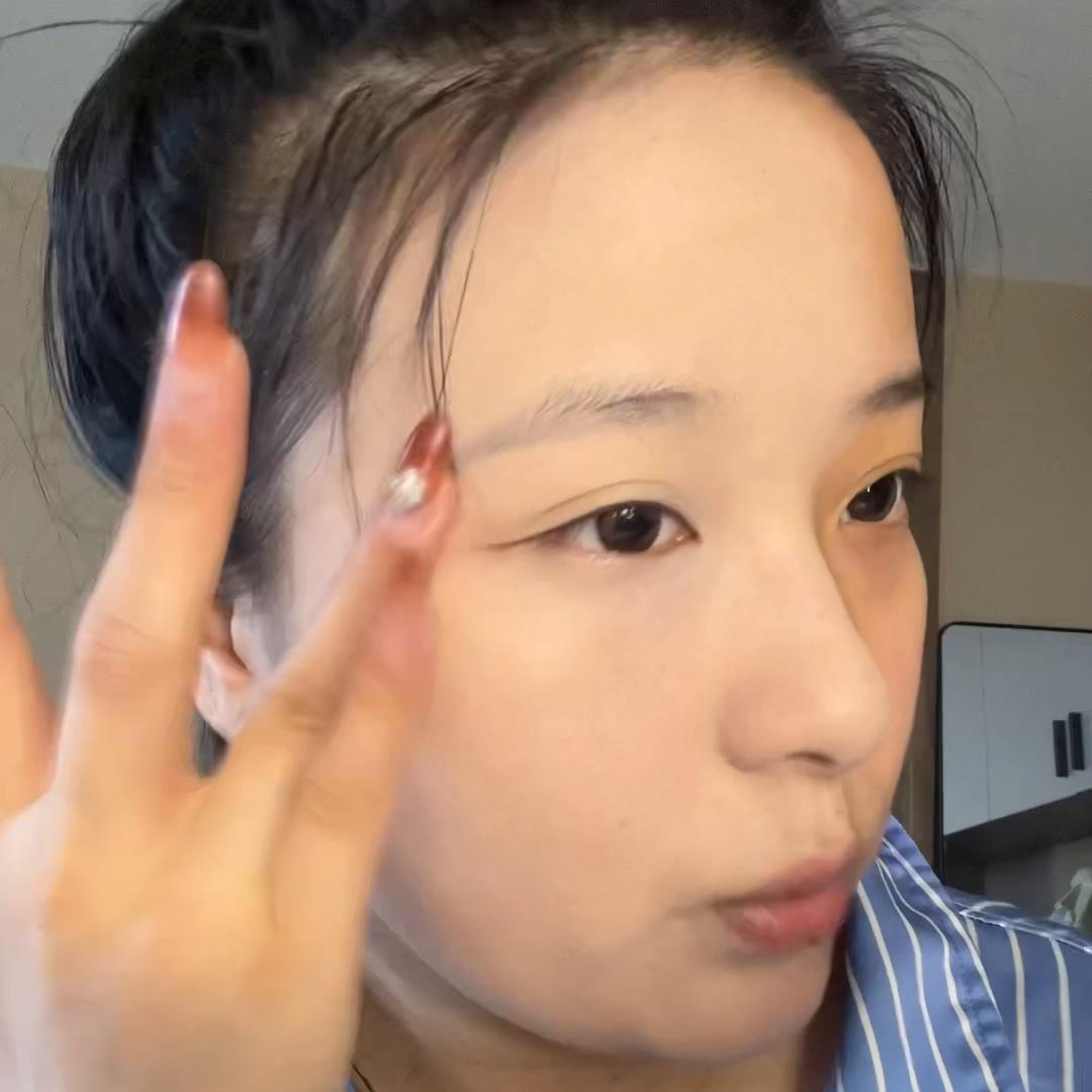 新手眼妆教程小烟熏,新手眼妆教程假睫毛