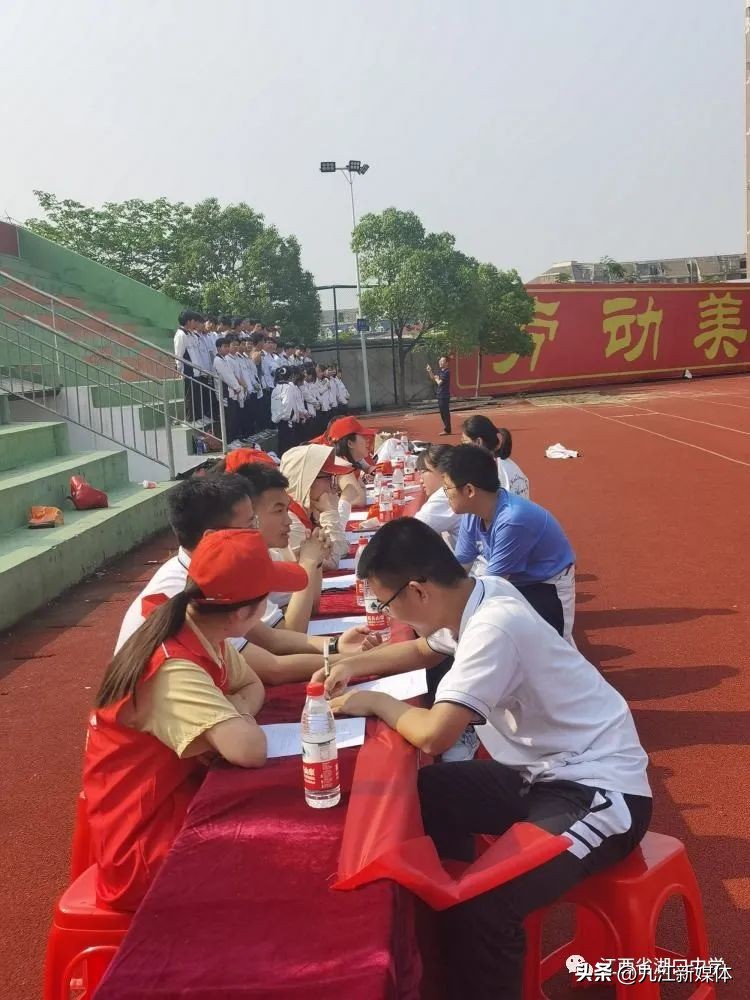 湖口中学：誓将芳华书梦想更藉坚志筑辉煌