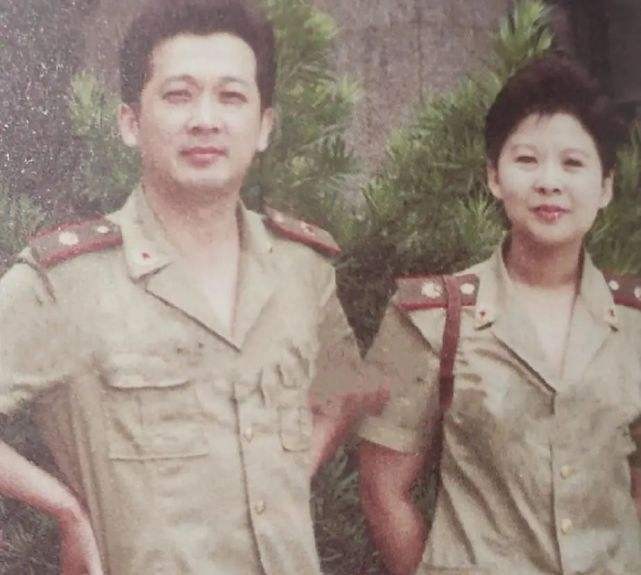 董文华丈夫张楠：苦等5年毫无怨言，关键时刻助妻子走出名誉风波