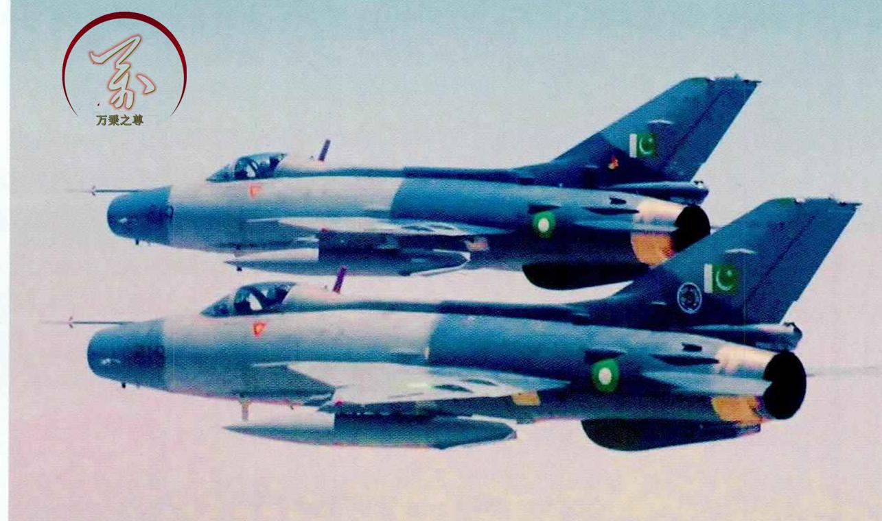 中国出口战斗机全部型号,中国困难时期的战斗机