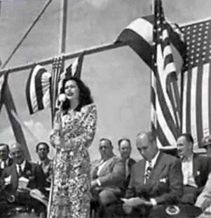 史上最美发明家，仅凭拍卖香吻就能筹到了2500万美元军费？