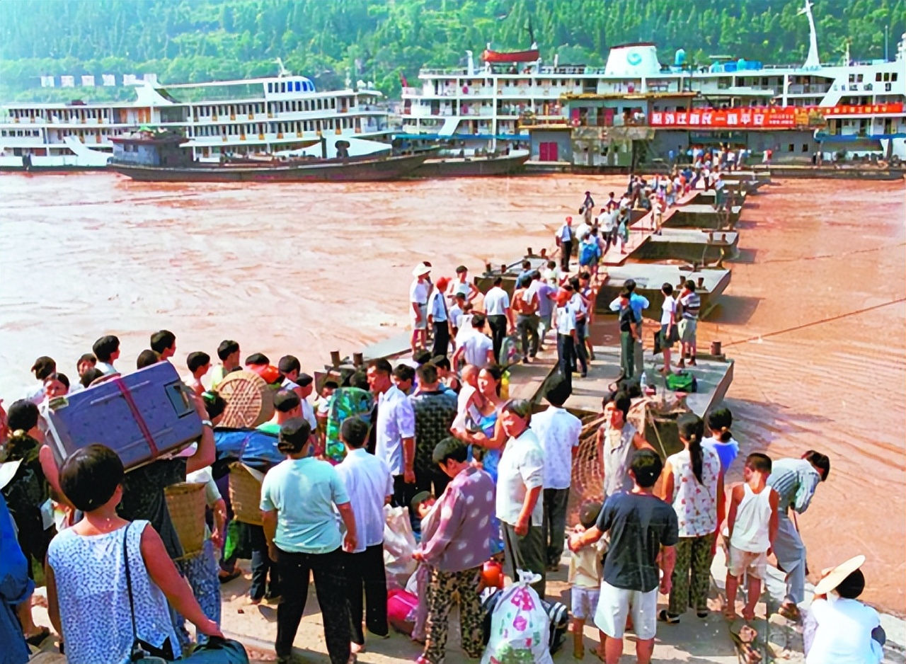当年建造三峡大坝,当年修建三峡大坝