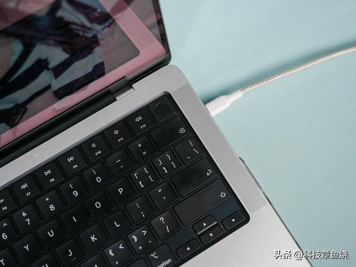 mac充电线原装快充,苹果充电线用贝尔金