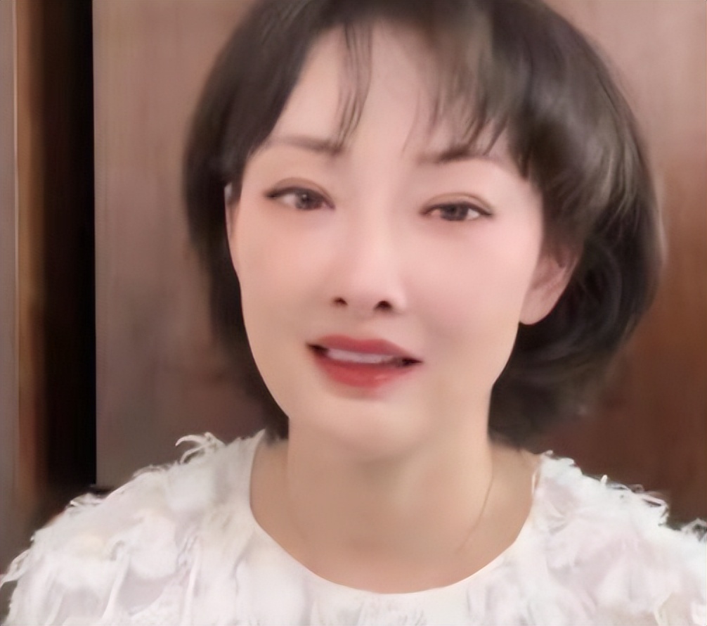 颧骨高的女人为什么瘦下来显老,颧骨高苹果肌凹陷的女人