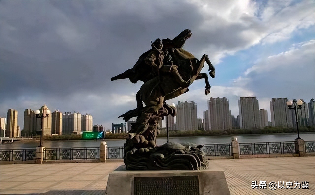 吉林市马与龟雕塑的来历,吉林市双龟雕像修复了吗