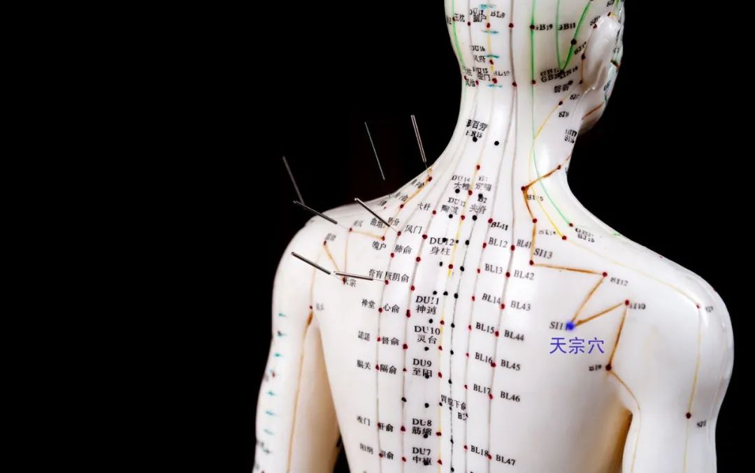 乳腺结节不用慌，平时常按这3个穴位，不伤身还散结快