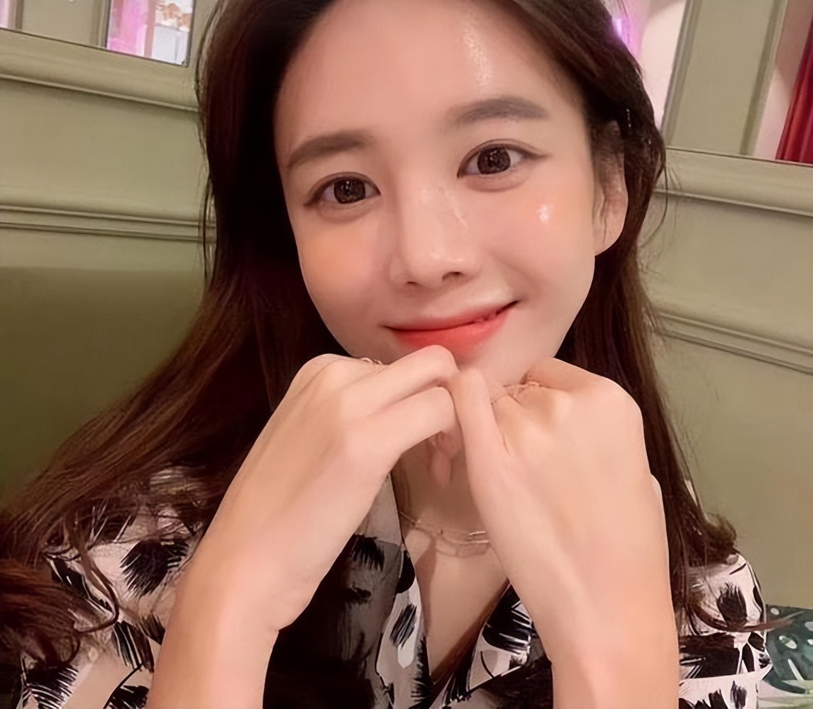 护肤时精华液冰晶修复霜先后顺序,护肤水乳精华液先后顺序