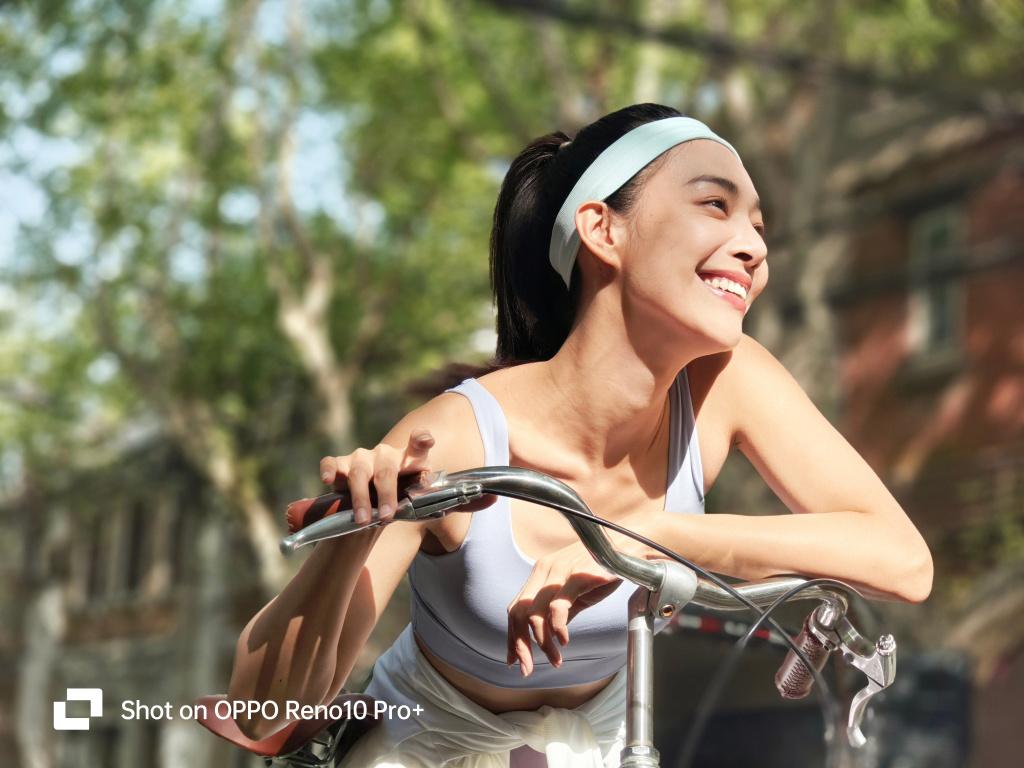 opporeno10和reno10pro拍照有什么区别,reno10pro值得等吗