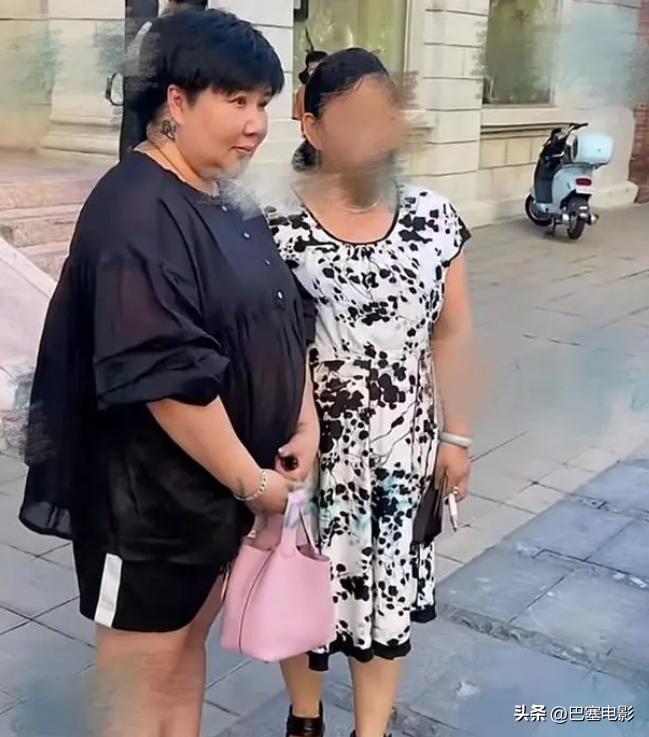 郭德纲和两任妻子婚史揭秘,郭德纲与妻子现状