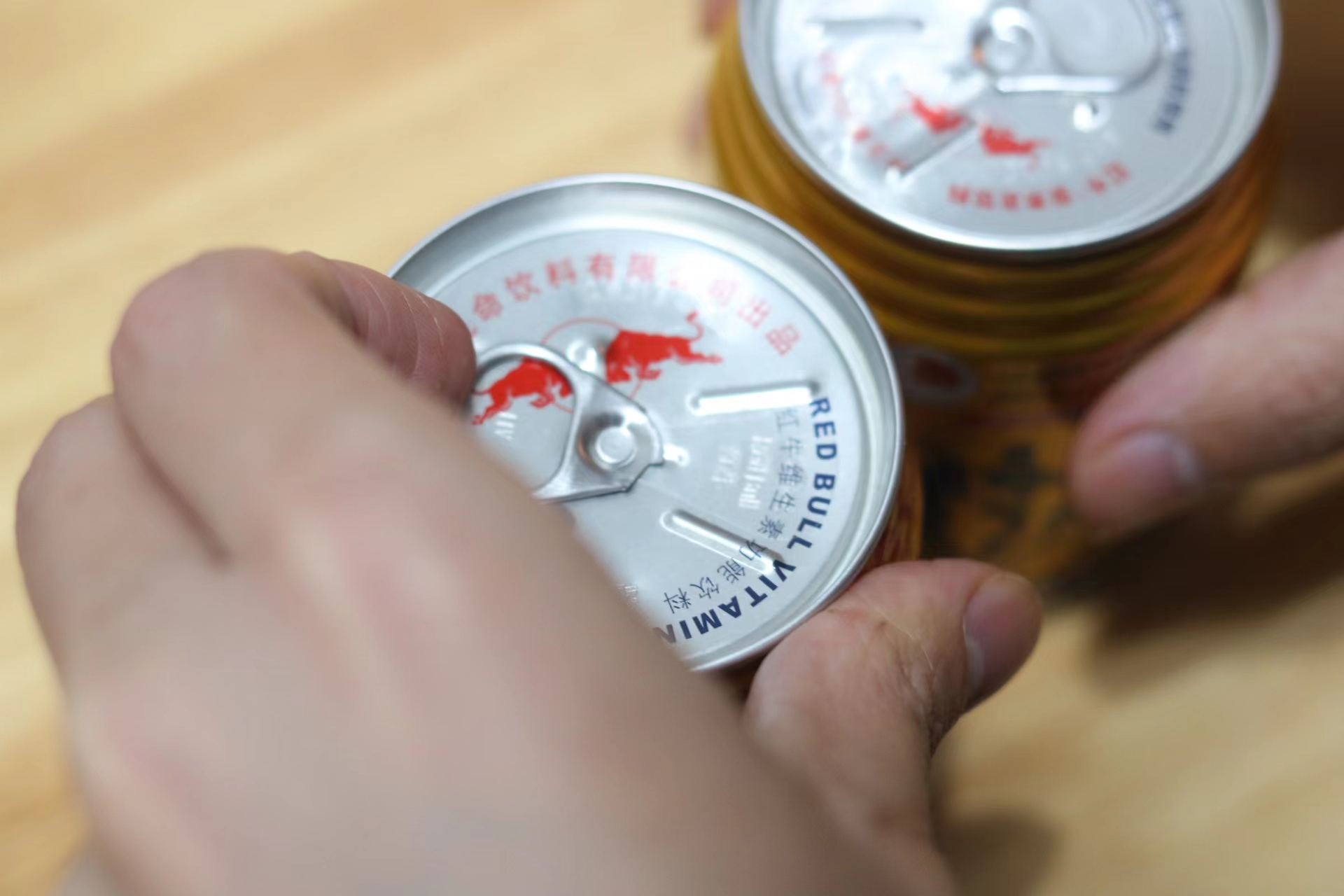 同样是红牛为什么价格不一样,买红牛怎么分辨真假