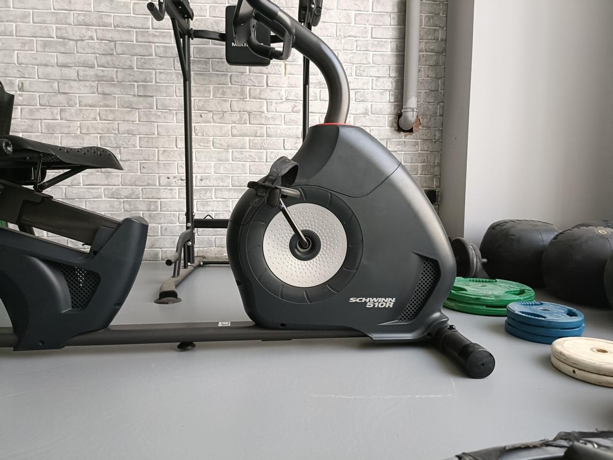 最适合居家健身的器材是什么？——美国十字星卧式动感单车实测