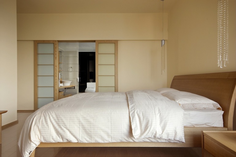 卧室万万不能买哪种床,家里卧室最好别用太深的床