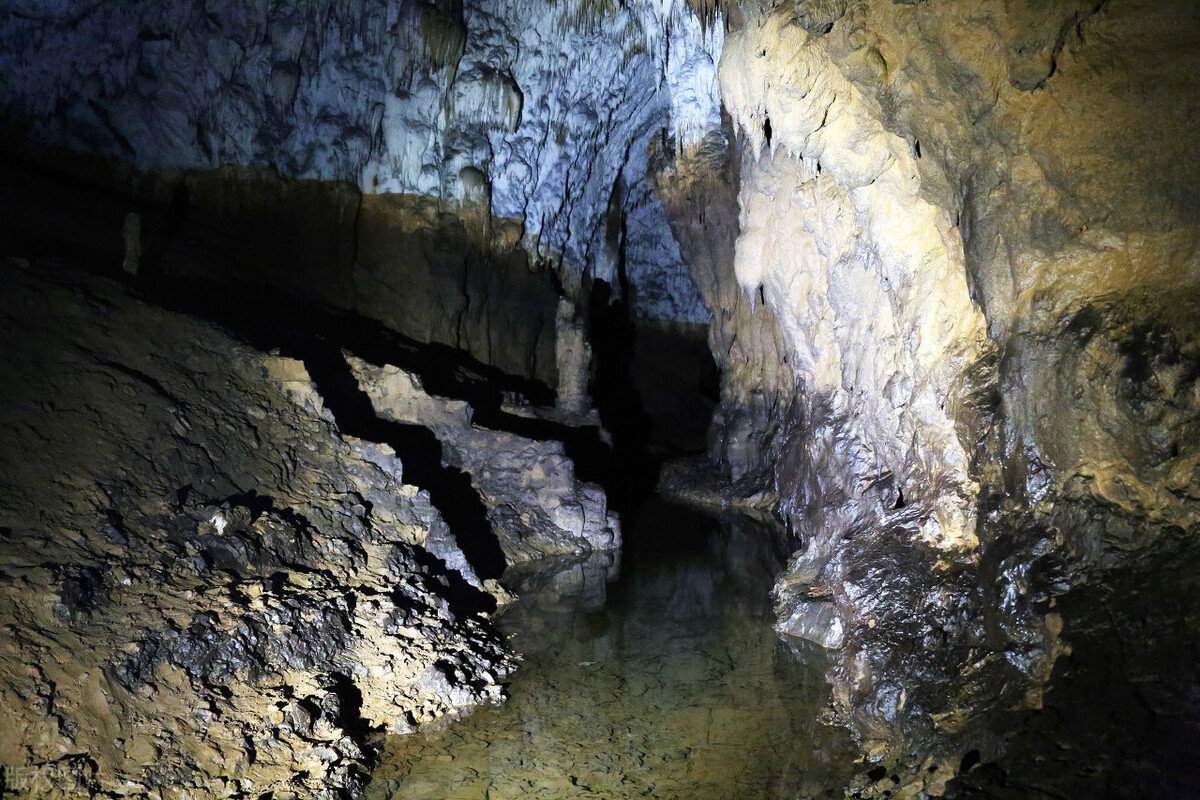 峨眉山失踪未解之谜,峨眉山九老洞为何很多人失踪