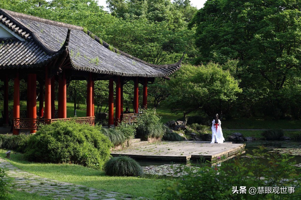 中高考必背古诗词中的人工景观（10）