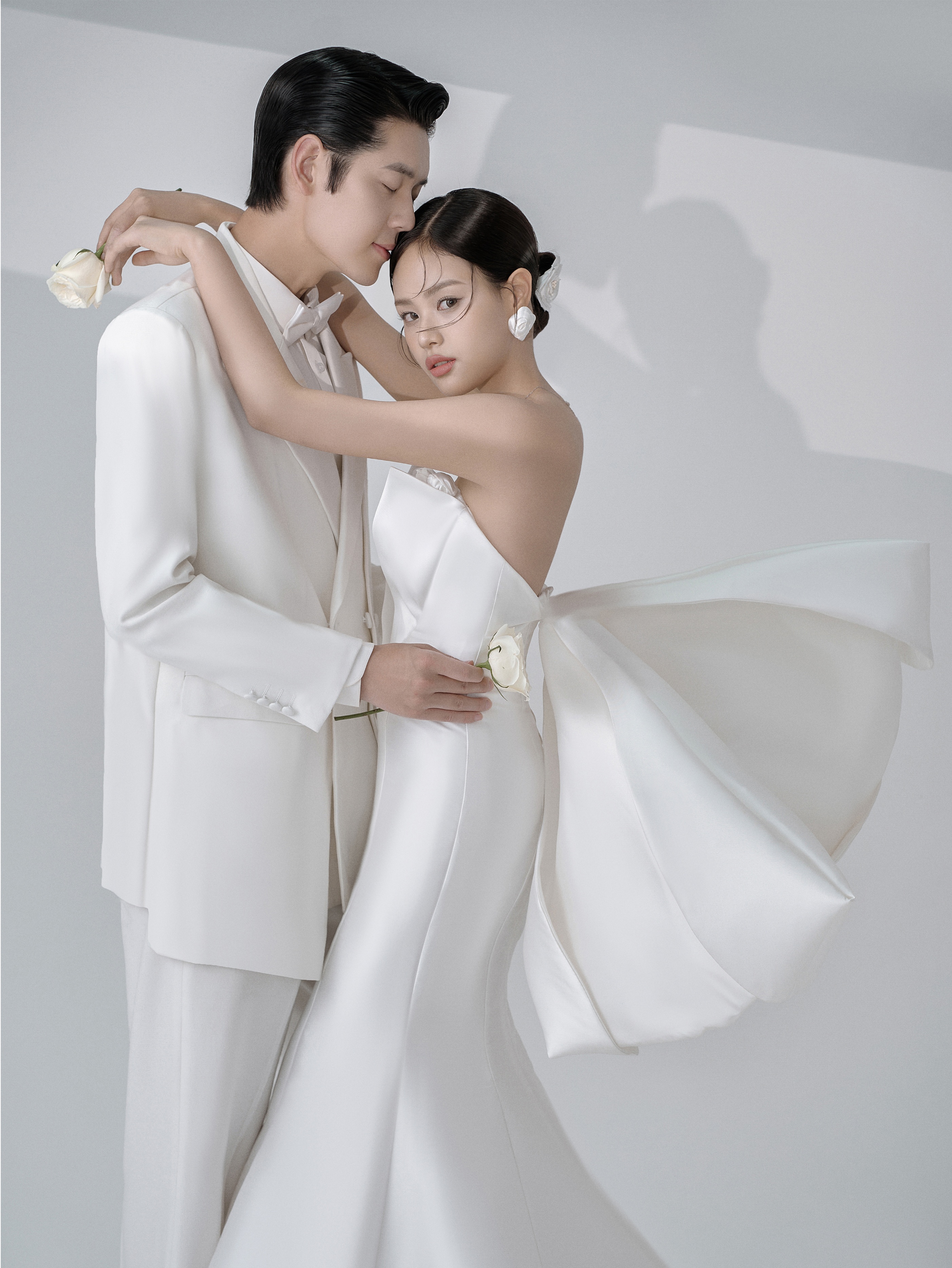 唯美韩式简约时尚风格婚纱照,韩式光影婚纱照