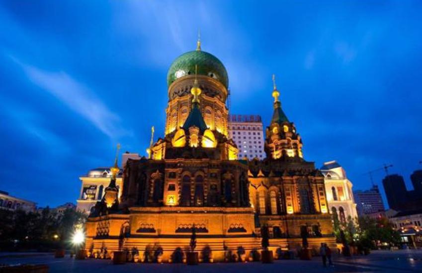 “哭泣”的小国乌克兰，是抱错了欧美的大腿还是被俄罗斯挖了坑？