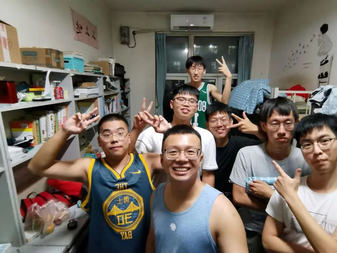 高校寝室风采展,大学生班级风采展示视频30秒