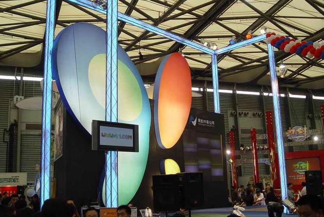 被国人嫌弃，名都排不上号的“小网站”，凭啥赚走老外36亿？