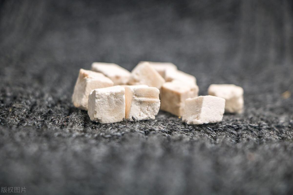 湿热下注经络不通的秘方,湿热并重中药调理多久