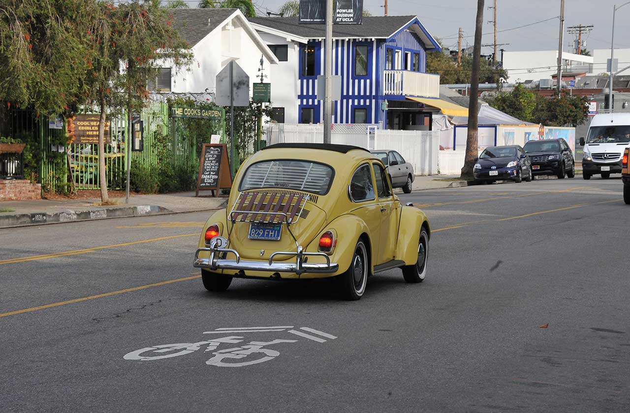 汽车的辅助智能驾驶有必要选吗,智能辅助驾驶是汽车的标配吗