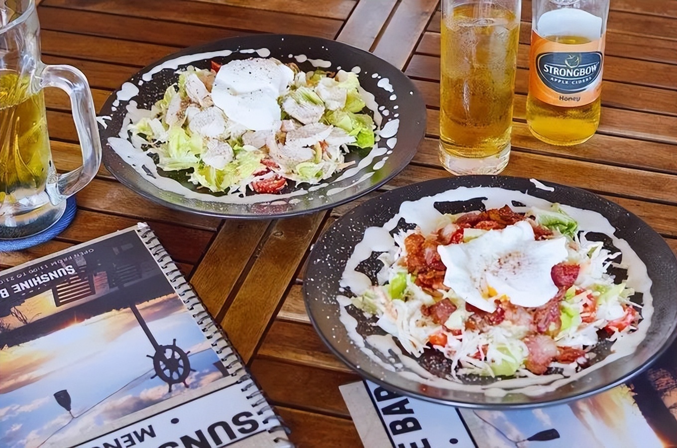 芽庄珊瑚岛海边 (东方夏威夷越南芽庄夜景)