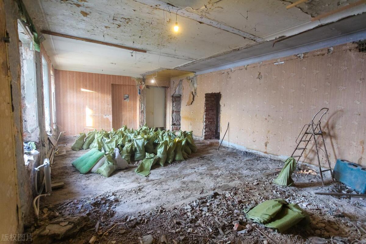 装修垃圾和拆墙垃圾要另收费吗,装修垃圾和拆墙垃圾的区别