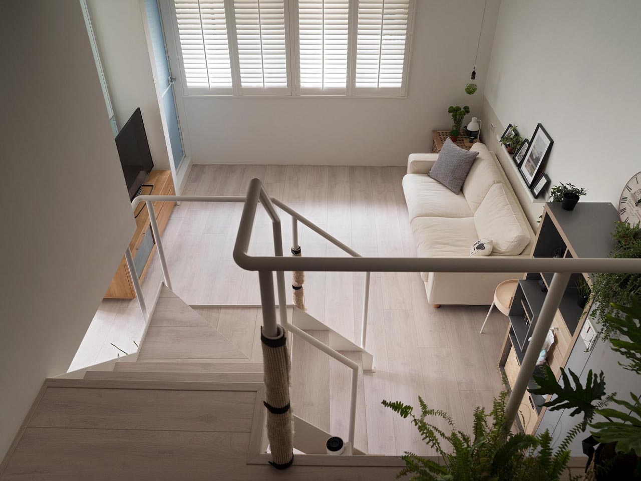 木地板用的橡木原木色,红橡木地板原木风格