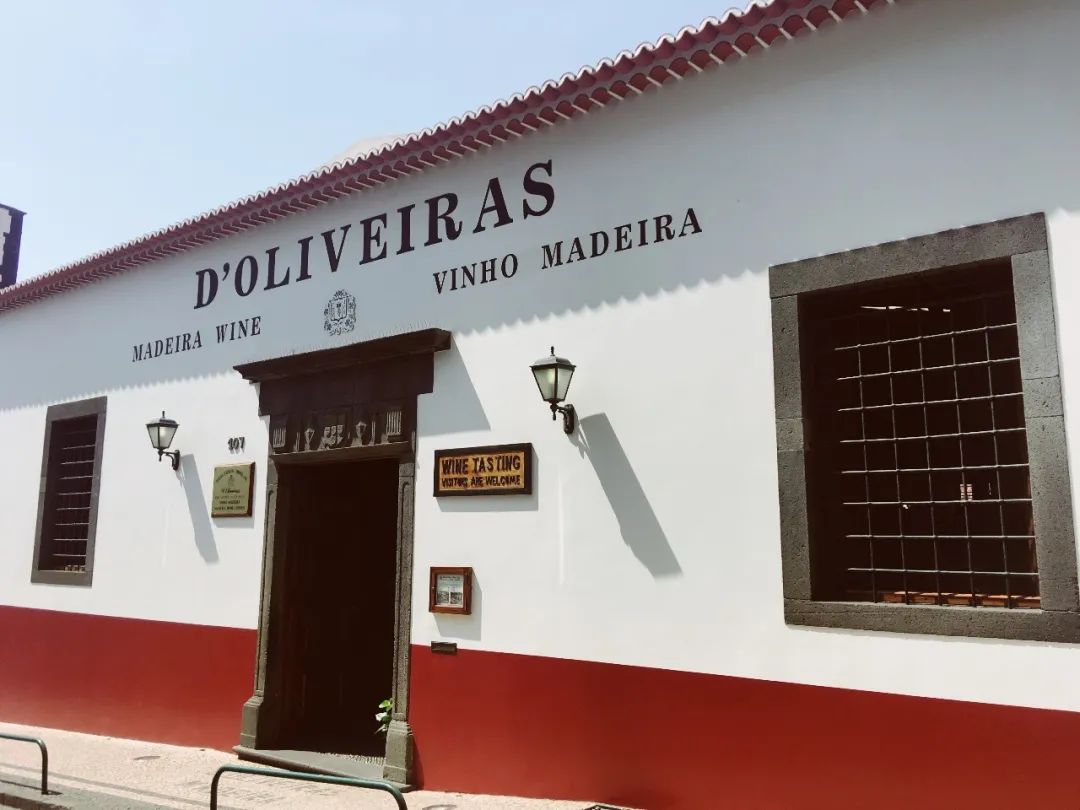 c罗的故乡马德拉岛多少座球场,不死之酒马德拉madeira