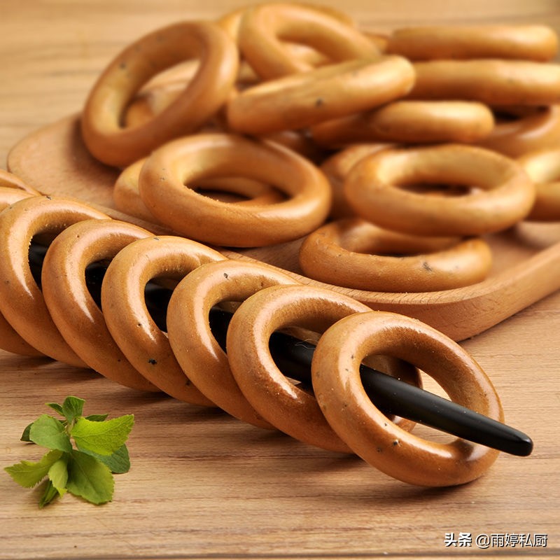 中国进口俄罗斯零食2022,你吃过俄罗斯的牛轧糖吗