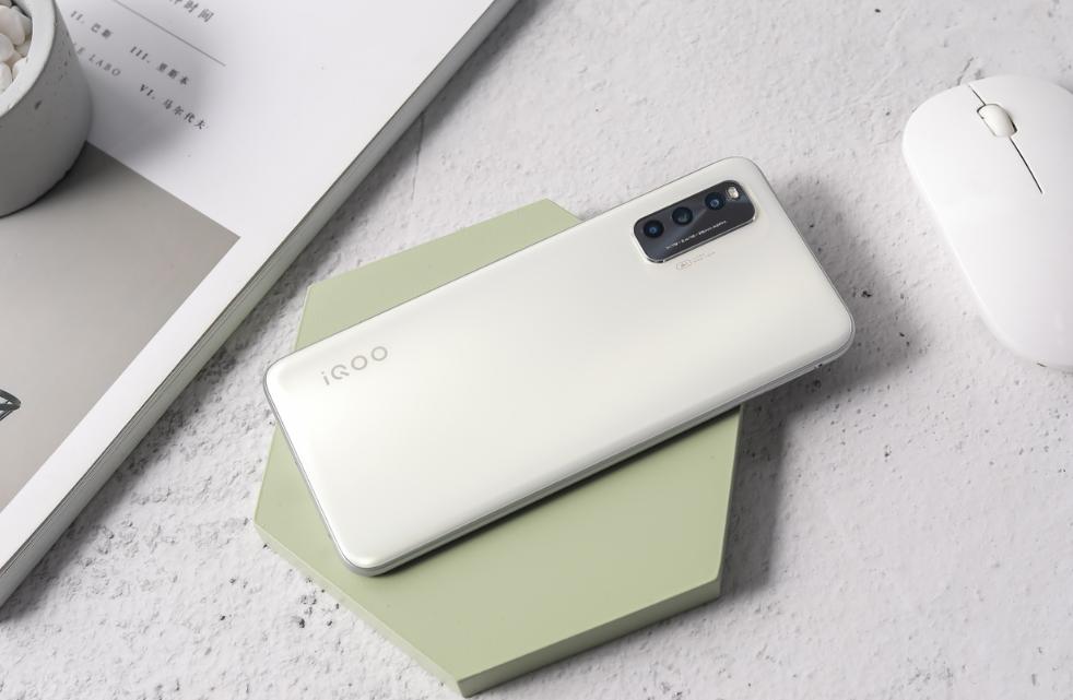 2021年6寸以下小屏千元手机,千元手机推荐2021年最值得买红米