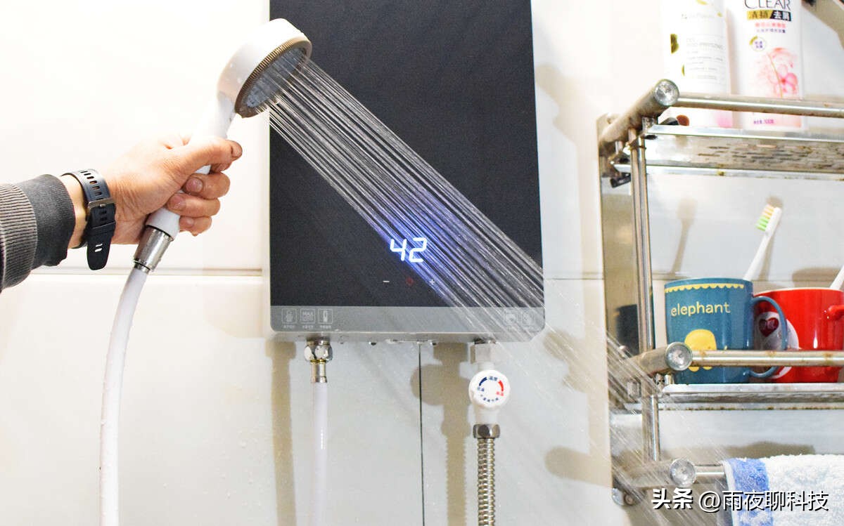 奥特朗otlanf14h-y70a即热式电热水器,奥特朗otlanf16h-z70a即热式电热水器