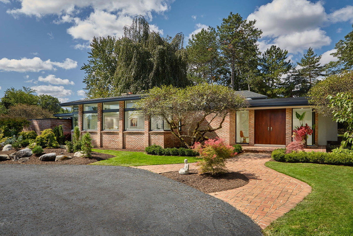 具有美感与设计感房屋,房屋中世纪风格