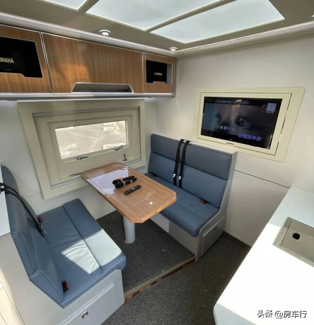 罗曼犀牛重卡越野房车,罗曼房车最新款