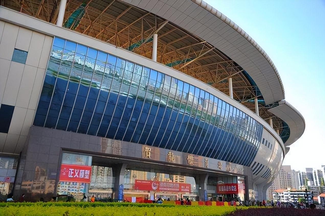 1964年贺龙整治国足，仅用一招，让国足踢到了亚洲第一