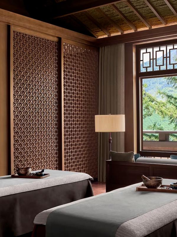 九寨沟丽思卡尔顿隐士度假酒店,全球第一百家丽思卡尔顿