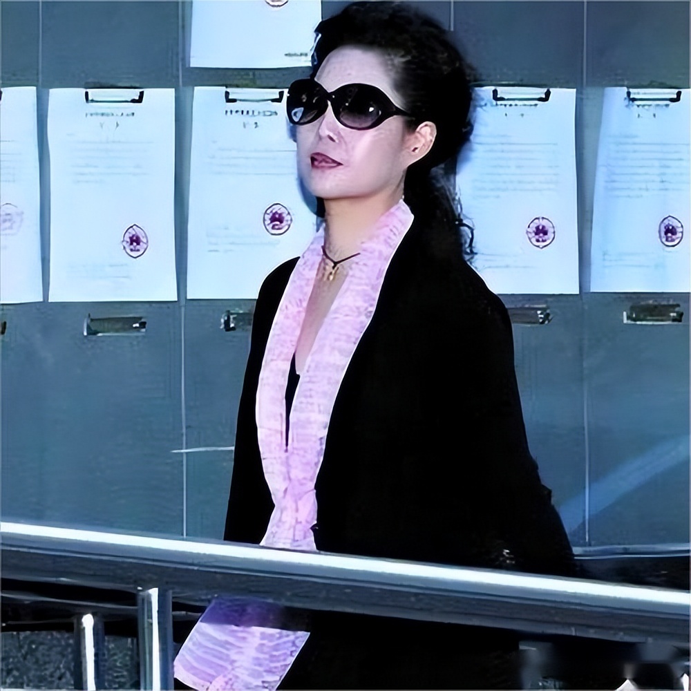 李双江的退休金每个月多少钱,李双江退休金到底有多少