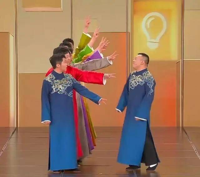 心理聊吧|领导发来“在吗”又撤回……