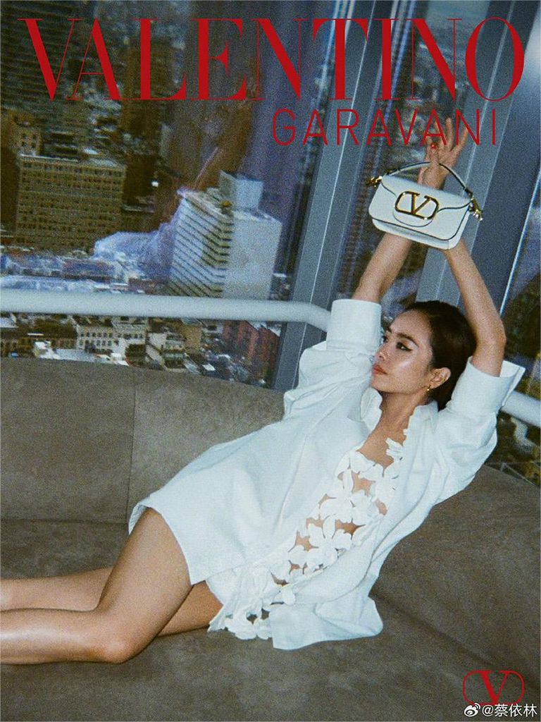 赵露思烟熏妆造型八卦,赵露思小烟熏眼妆