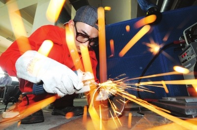 新乡职业技术学院办学思路,河南日报初心启航薪火相传