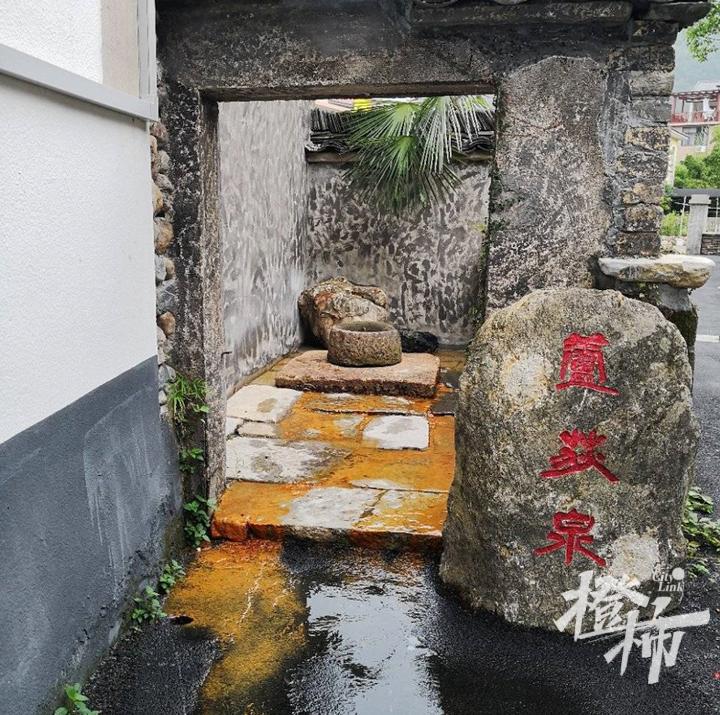 200名“尔滨”教练空降临安带滑雪，吃天目暖锅、泡湍口温泉……